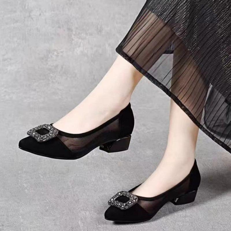 Women'S Fashion Footwear - Элегантные туфли-лодочки с острым носком и